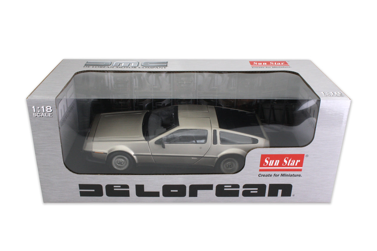 Sunstar 1:18 Scale 1983 Delorean DMC  - Diecast Model Car  - Road Version