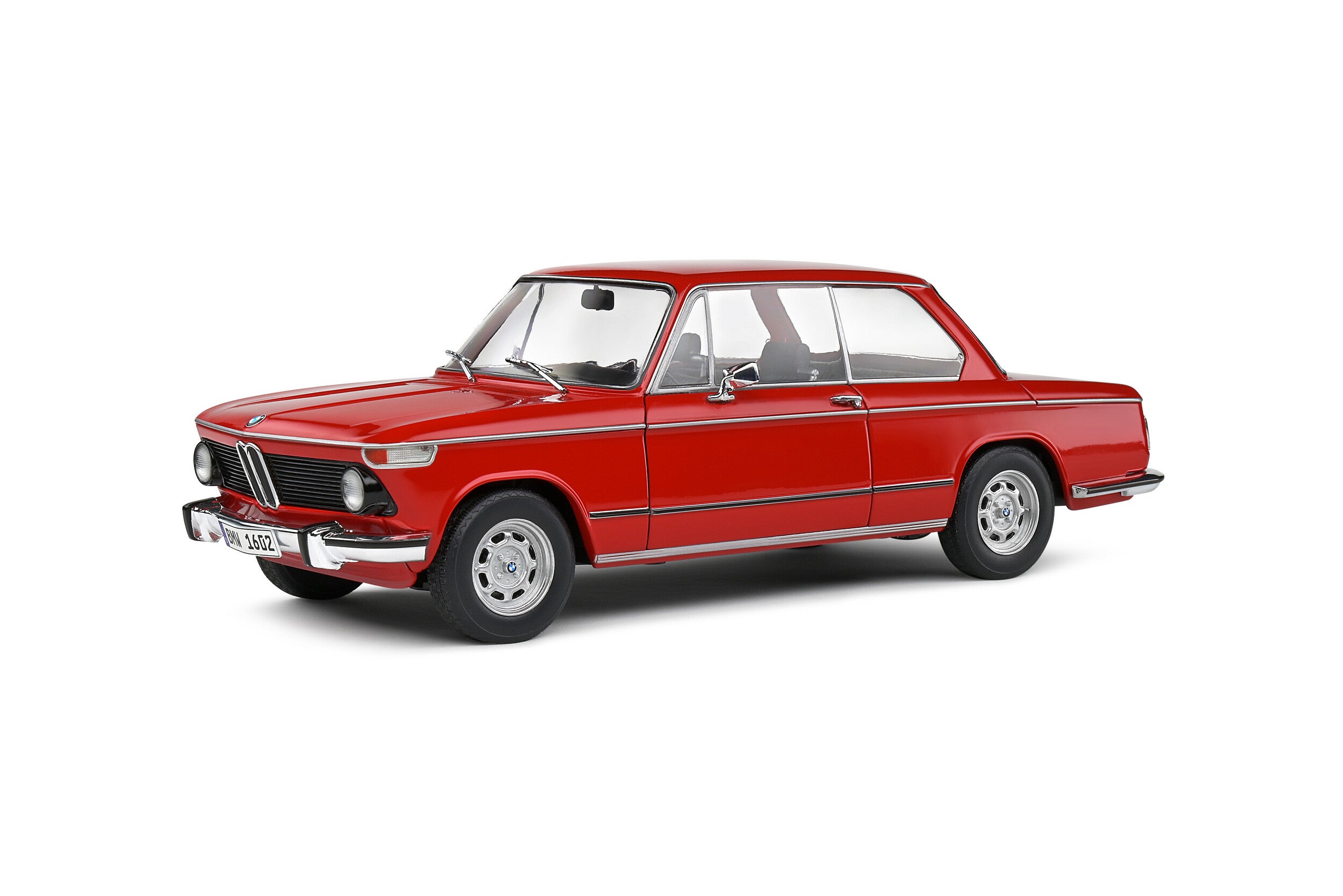 SOLIDO 1:18 Scale Diecast Model, 1971 BMW 1602, Verona Red - S1808601