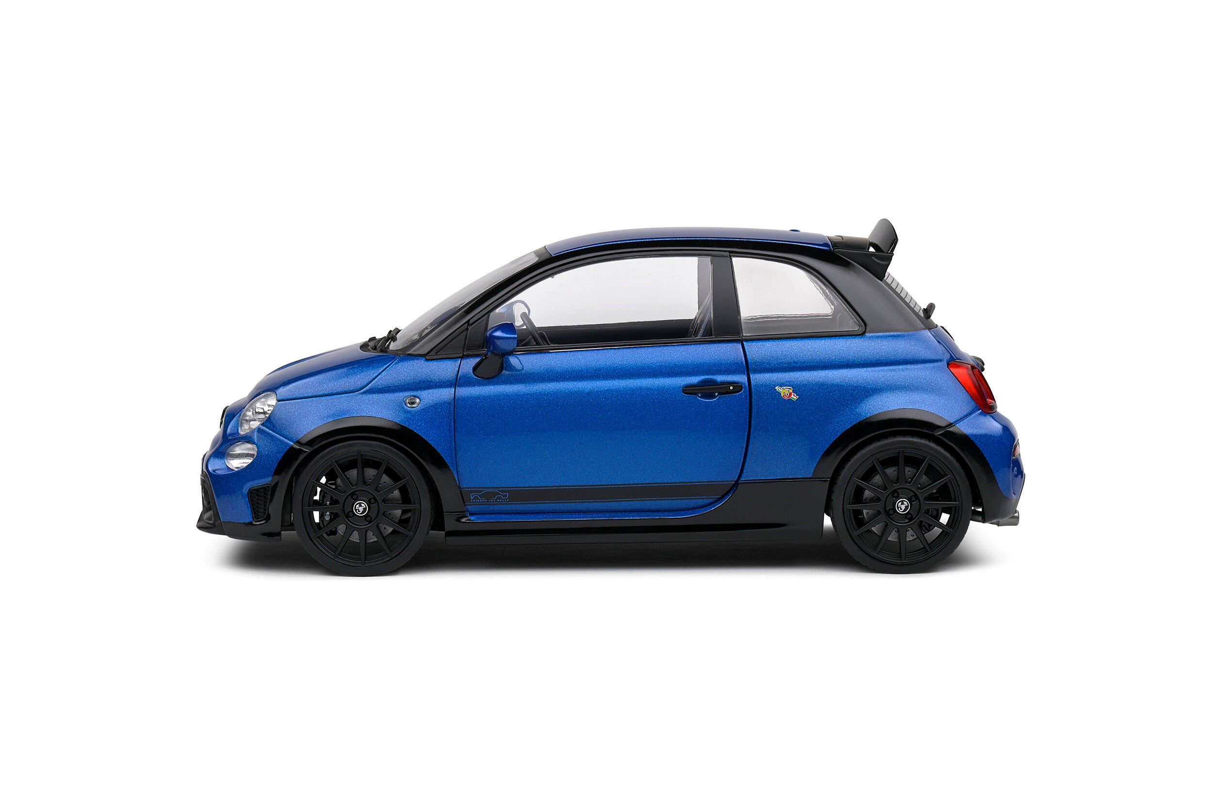 Solido 1:18 Diecast - 2022 Fiat 695 ABARTH Tributo 131 Rally - Podium Blue - S1811303