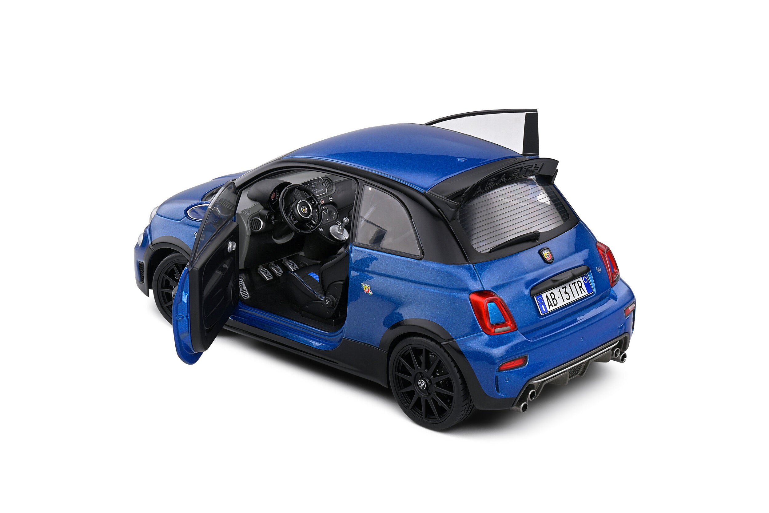 Solido 1:18 Diecast - 2022 Fiat 695 ABARTH Tributo 131 Rally - Podium Blue - S1811303
