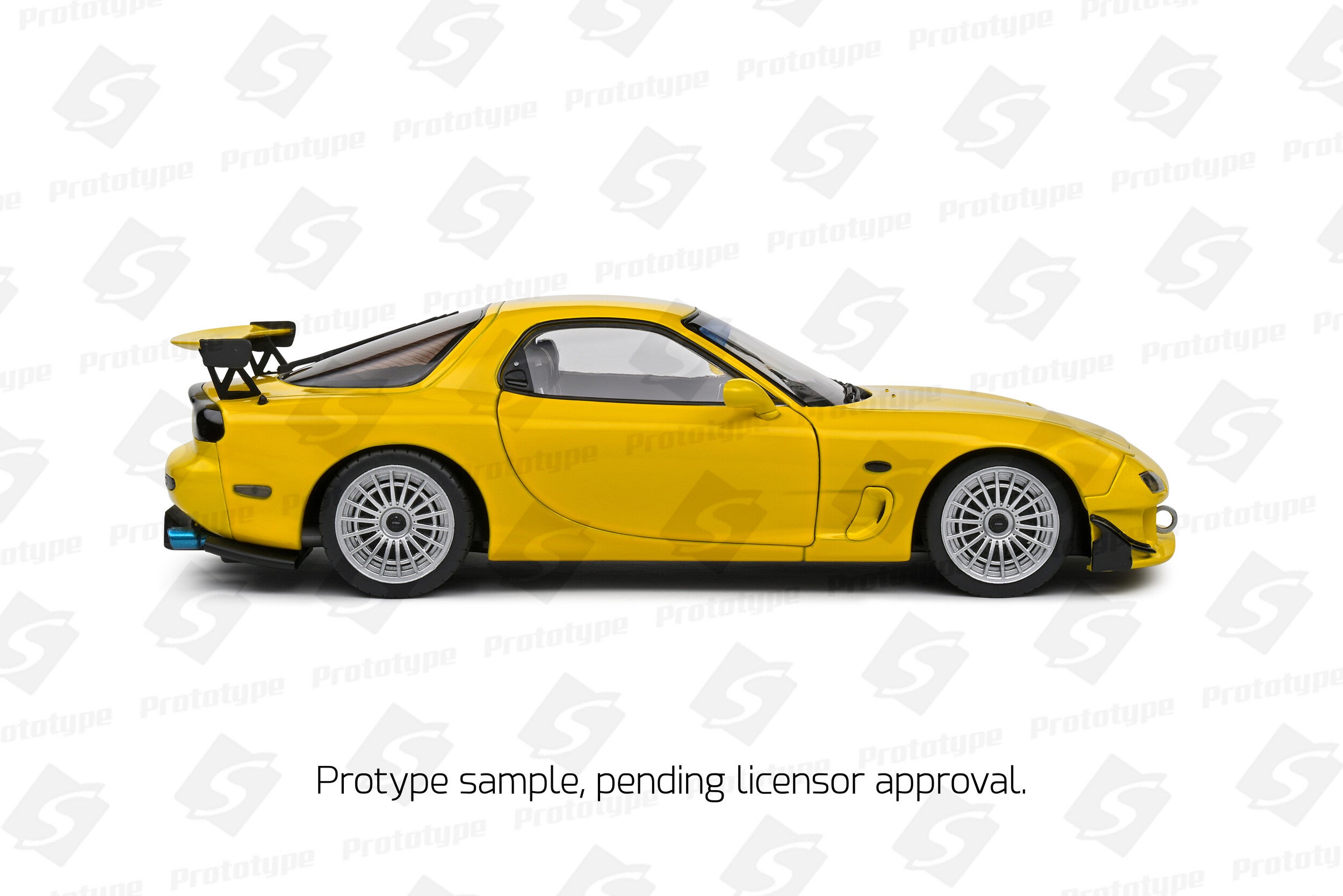 SOLIDO 1:18 Scale Diecast - 1994 Mazda RX7 FD3RS Streetfighters, Yellow - S1810603