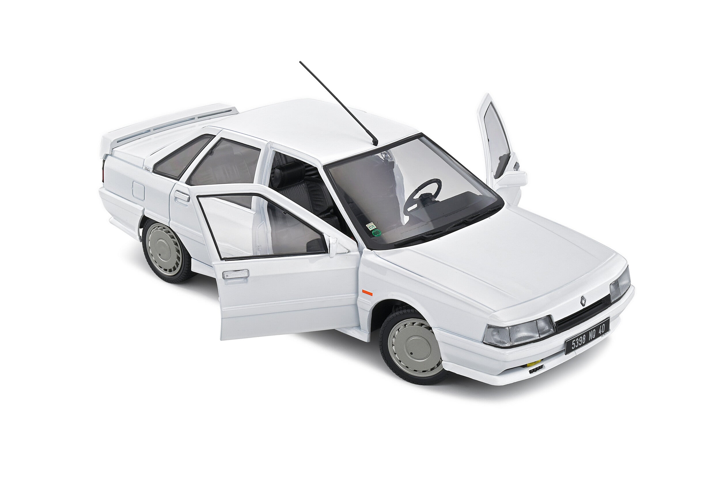 SOLIDO 1:18 Scale Diecast - 1988 Renault 21 MK.1 Turbo, White - S1807705