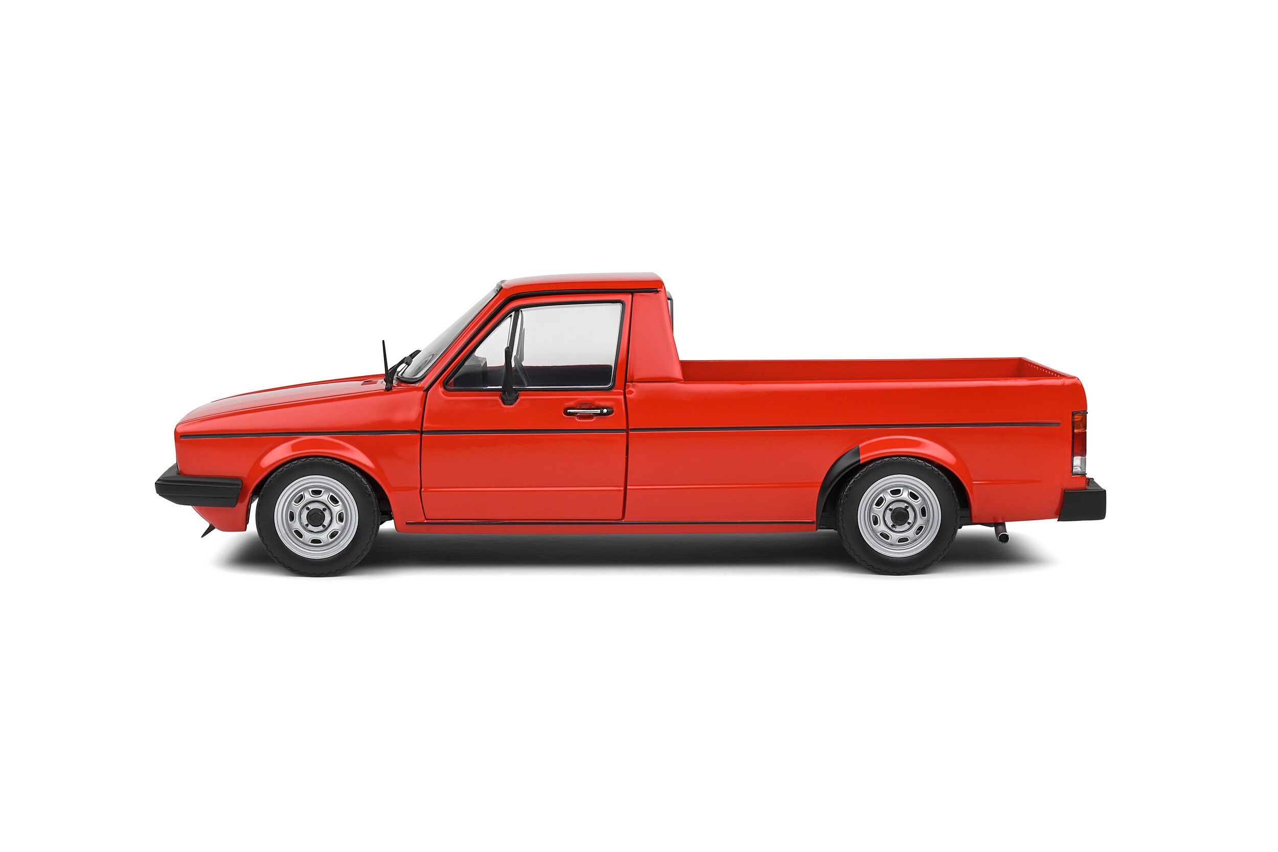 Solido 1:18 Diecast Model - 1982 Volkswagen Caddy Mk1, Red - S18013511