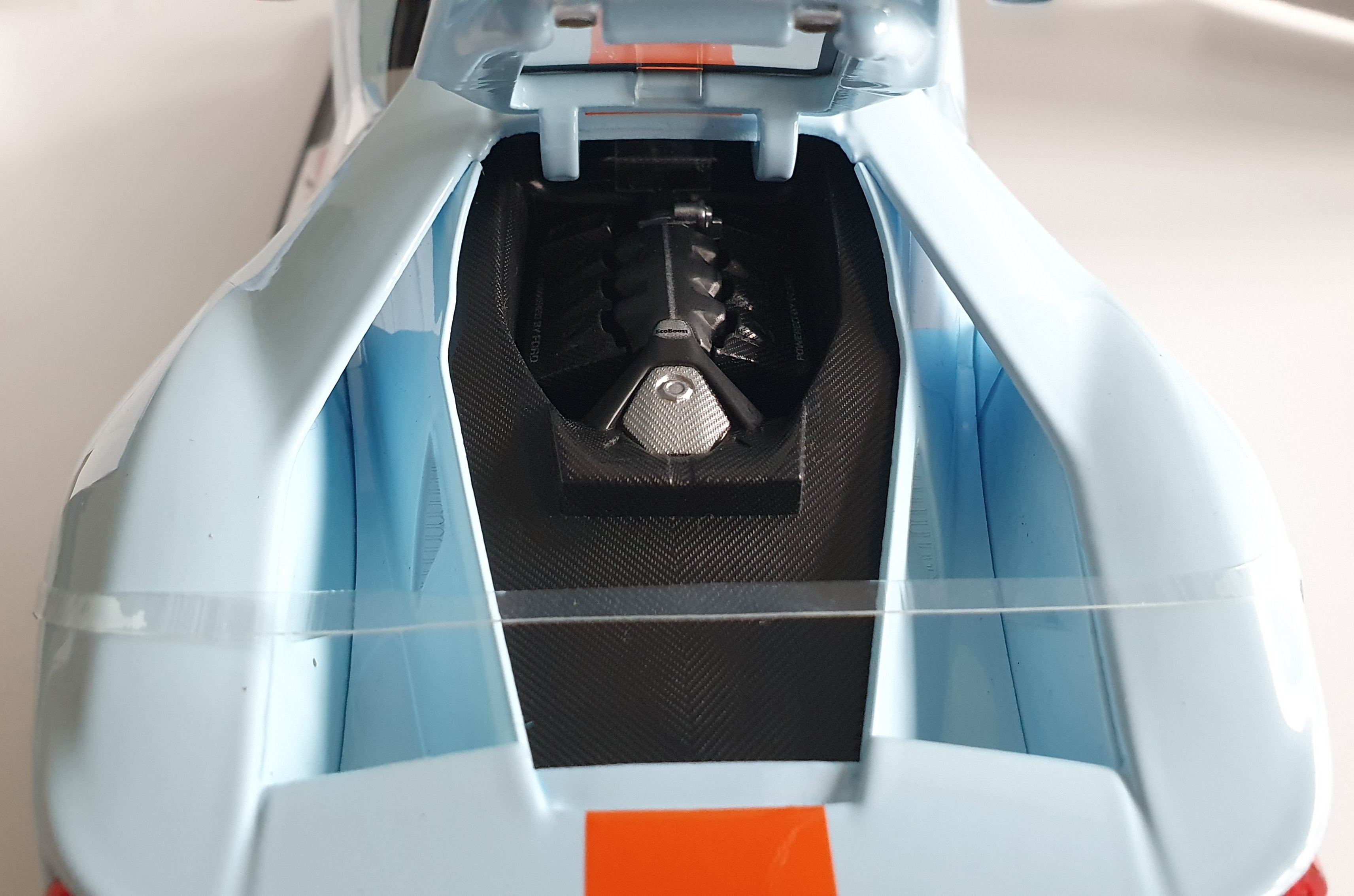 MAISTO 1:18 Scale - 2019 Ford GT in Blue/Orange - Gulf Colour
