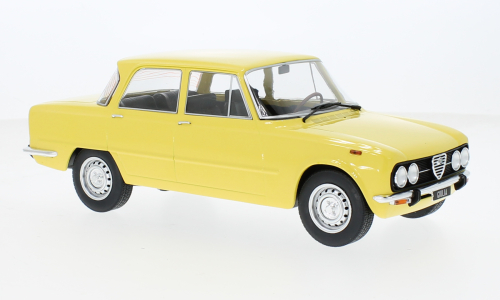 MCG 1:18 Diecast - 1974 Alfa Romeo Giulia Nuova Super, Yellow - MCG18334