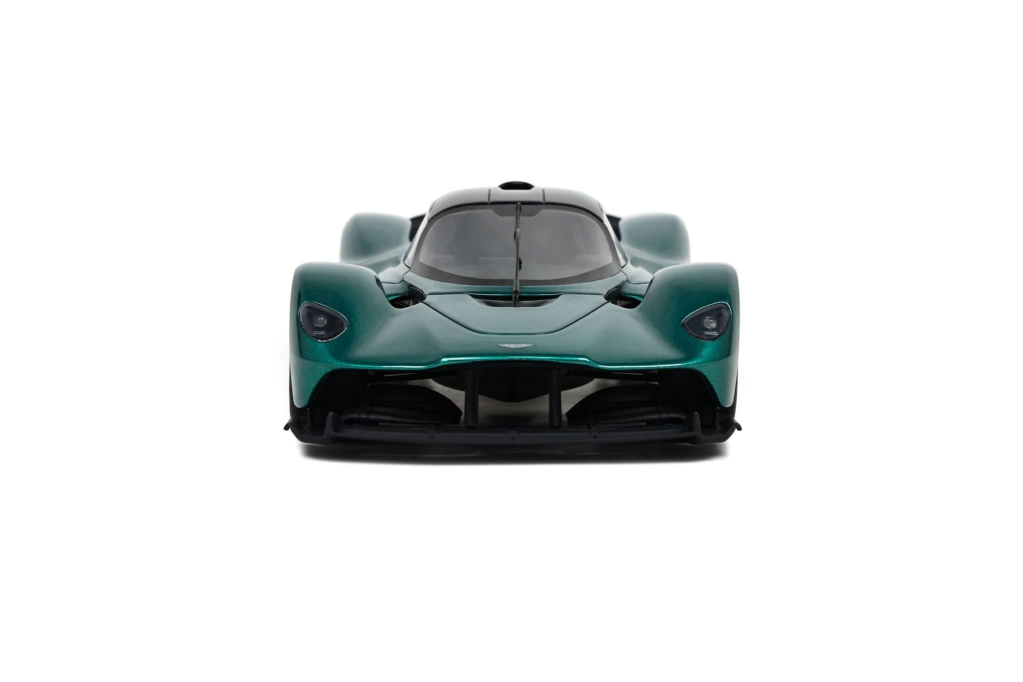 GT Spirit 1:18 Scale Resin Model Car - 2021 Aston Martin Valkyrie, Green - GT435