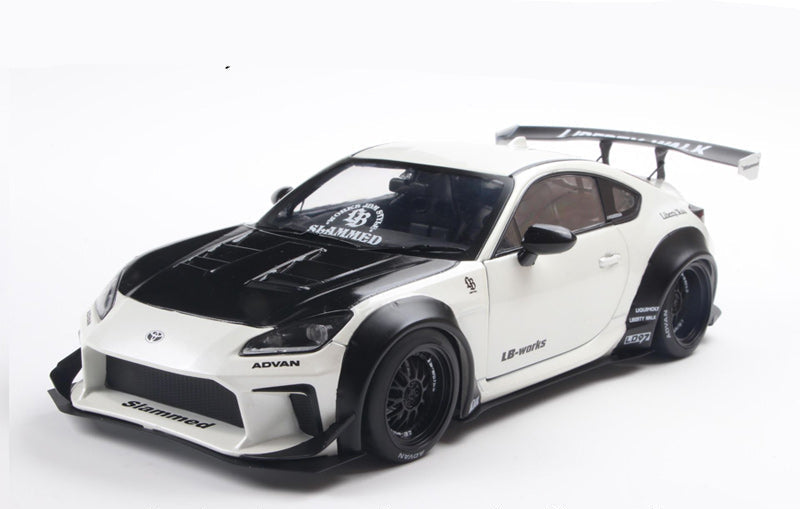 Solido 1:18 Diecast - Toyota GR86 LBWK BODY KIT, White - S1813602