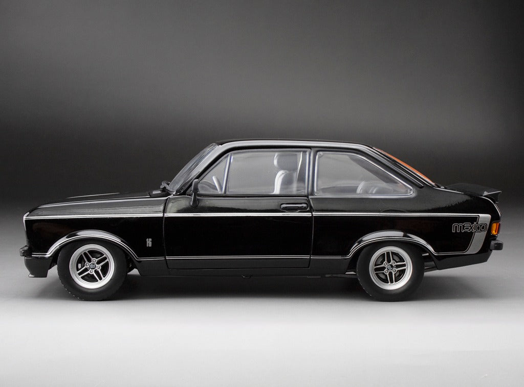 SUNSTAR 1:18 Scale Ford Escort Mk2 Mexico in Black (RHD) - 4634R