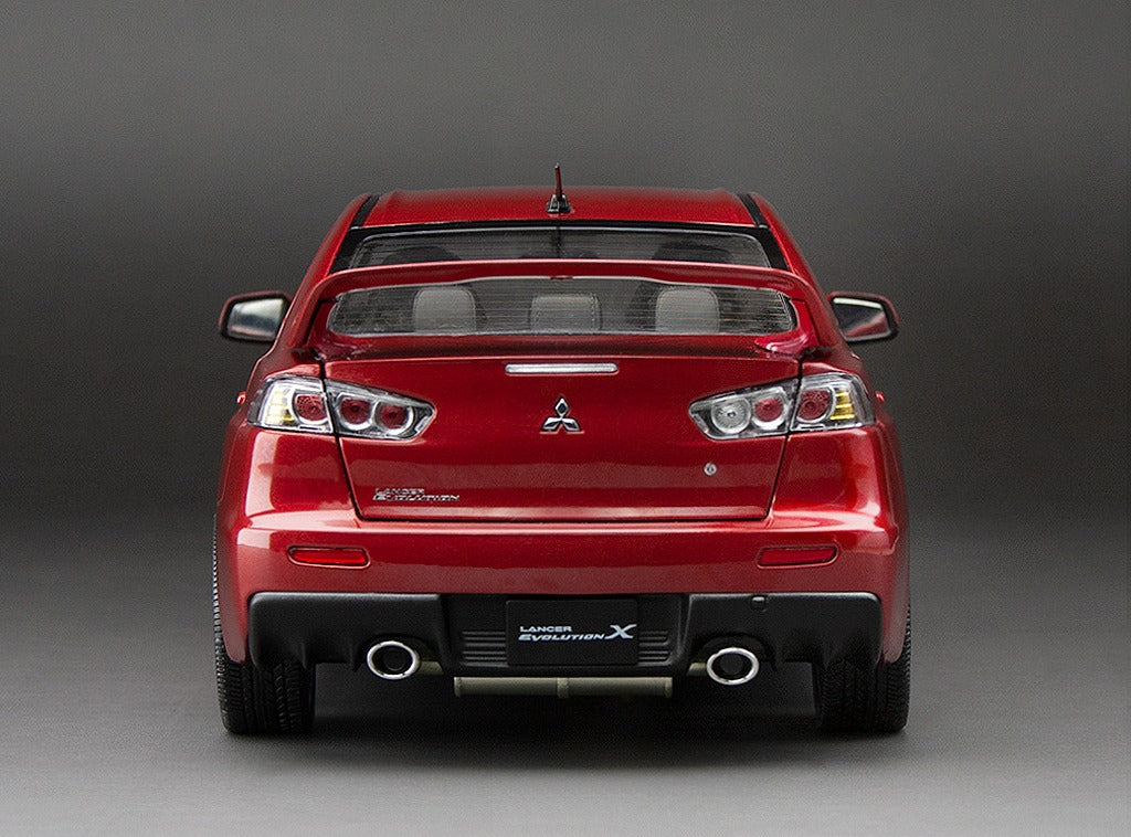 Sunstar 1:18 2018 Mitsubishi Lancer Evolution X - Red Metallic, 5822