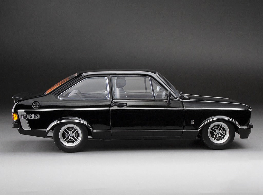 SUNSTAR 1:18 Scale Ford Escort Mk2 Mexico in Black (RHD) - 4634R