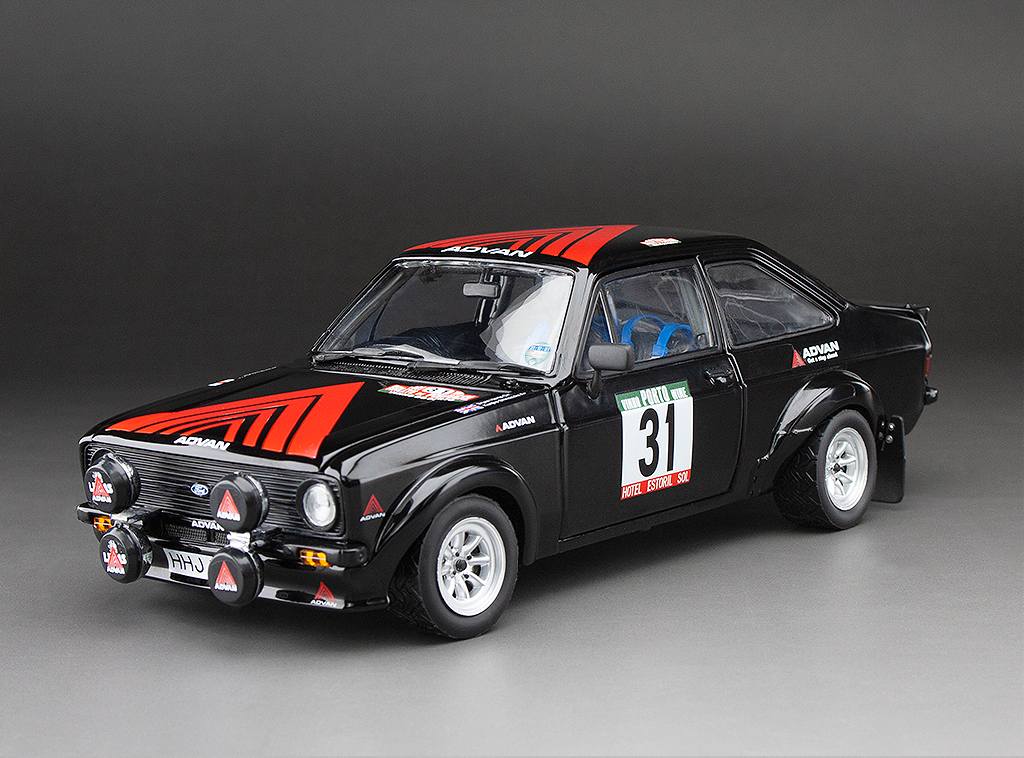 Sunstar 1:18 Ford Escort RS1800 - #31 K.Shinozuka/B.Harris - Rallye de Portugal - Vinho do Porto 1981 - 4863R
