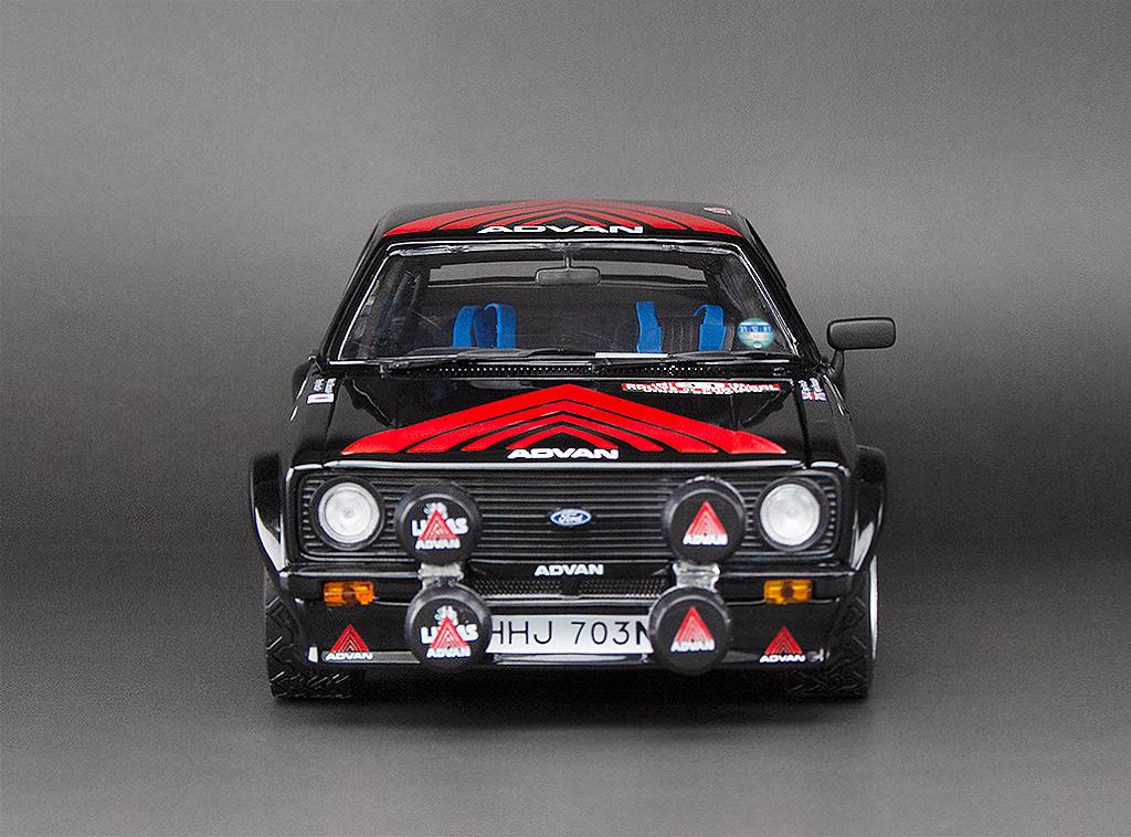 Sunstar 1:18 Ford Escort RS1800 - #31 K.Shinozuka/B.Harris - Rallye de Portugal - Vinho do Porto 1981 - 4863R