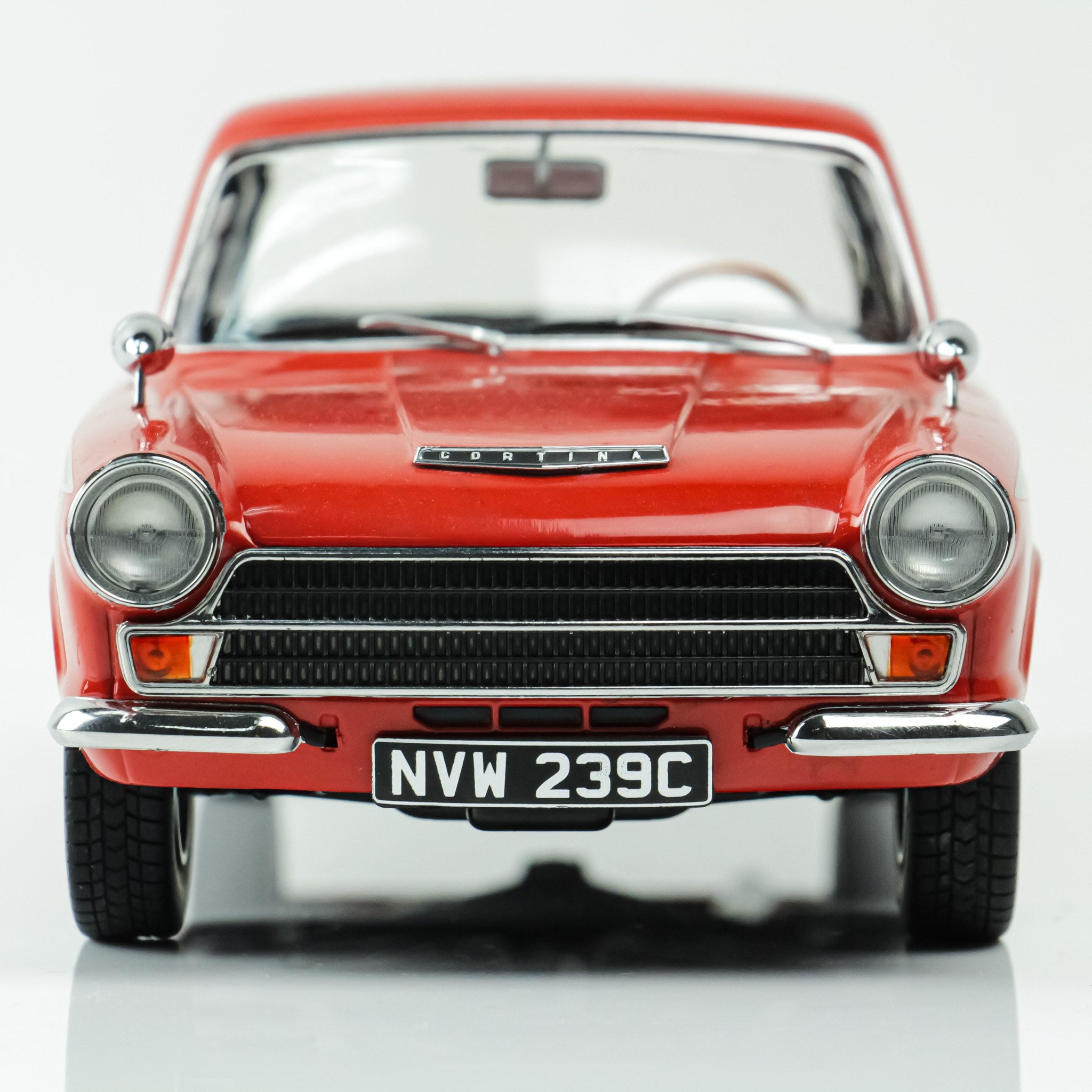 MCG 1:18 Scale Diecast - 1965 Ford Lotus Cortina Mk1 in Red/Gold (LHD) - MCG18532