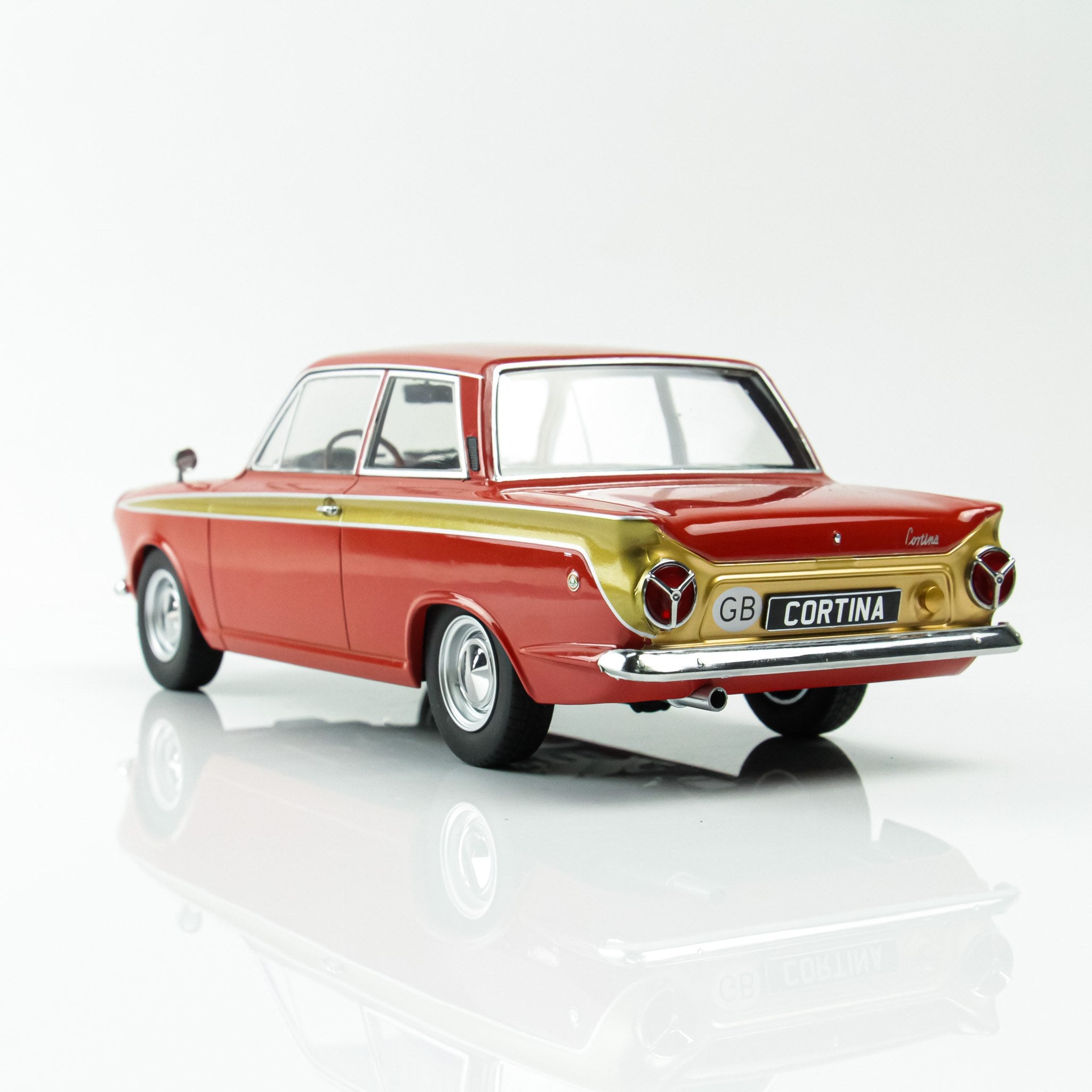 MCG 1:18 Scale Diecast - 1965 Ford Lotus Cortina Mk1 in Red/Gold (LHD) - MCG18532