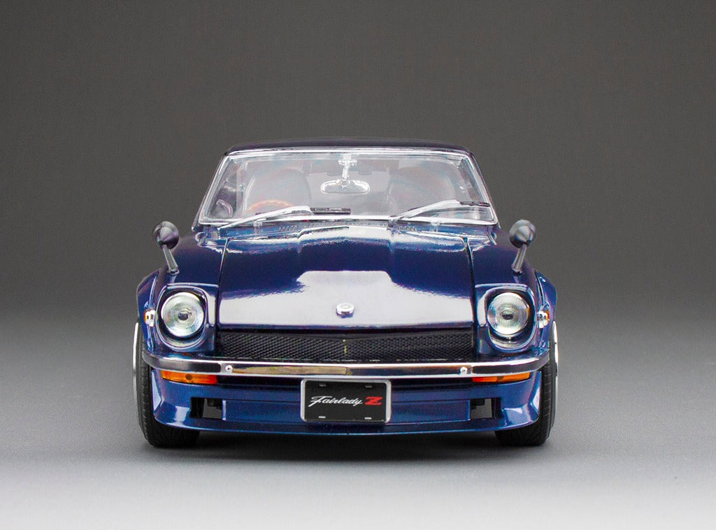Sunstar 1:18 - 1972 Datsun Fairlady Z (S30) RHD - Midnight Blue - 3515R