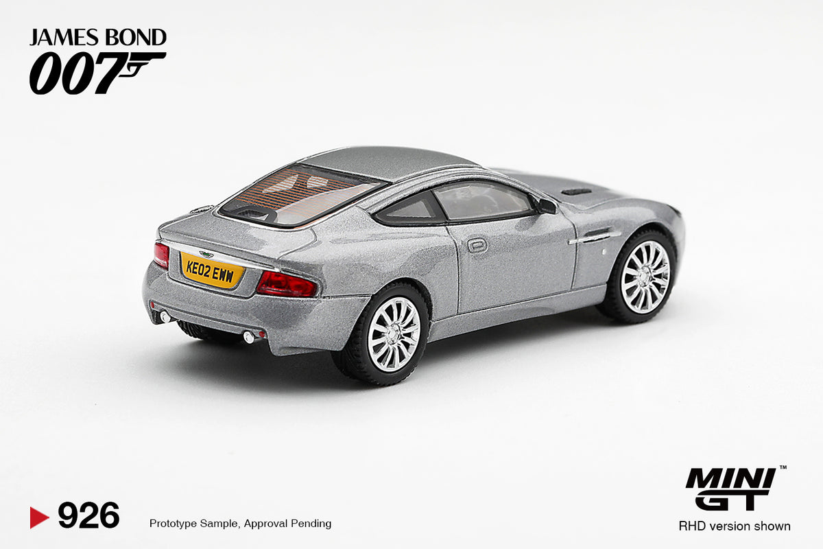 Mini GT 1:64 ASTON MARTIN V12 Vanquish - James Bond 007 - Die Another Day, English RHD - BLISTER PACKAGING - MGT00926-007E