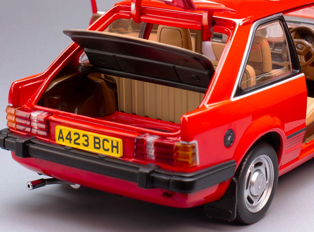 SUNSTAR 1:18 Scale - 1981 Ford Escort Mk3 Ghia in Red - RHD UK EXCLUSIVE, 360 pcs - 5031R