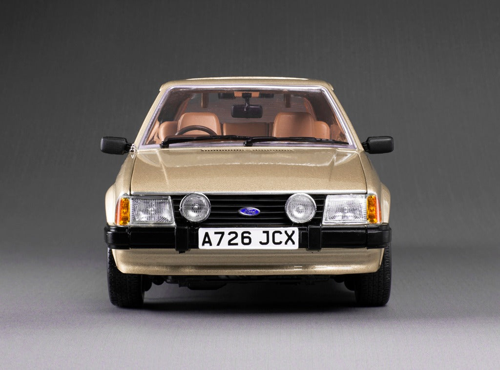 SUNSTAR 1:18 Scale - 1981 Ford Escort Mk3 Ghia in Gold - RHD UK EXCLUSIVE, 360 pcs - 5032R