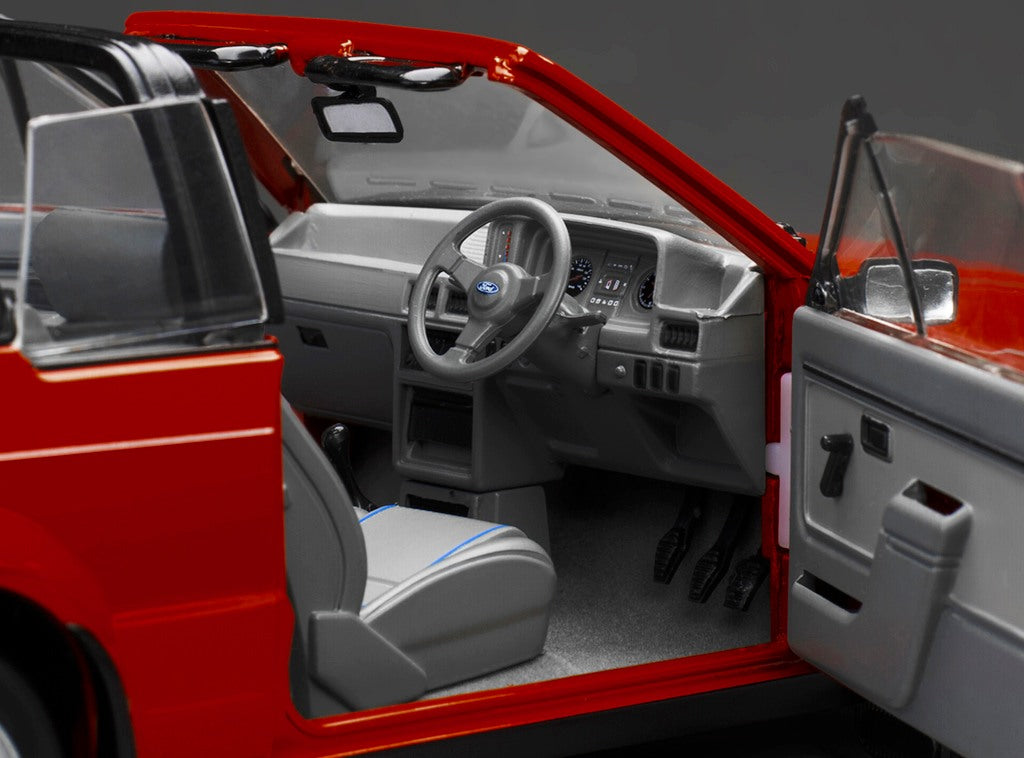 SUNSTAR 1:18 Scale - 1983 Ford Escort Mk3 XR3i Cabriolet in Sunburst Red (RHD) - 4989R