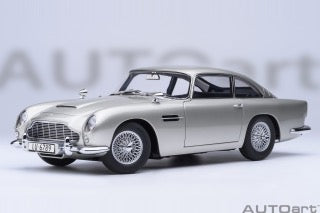 Autoart 1:18 Aston Martin DB5 Goldfinger, (full openings) - 70296