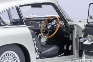 Autoart 1:18 Aston Martin DB5 Goldfinger, (full openings) - 70296