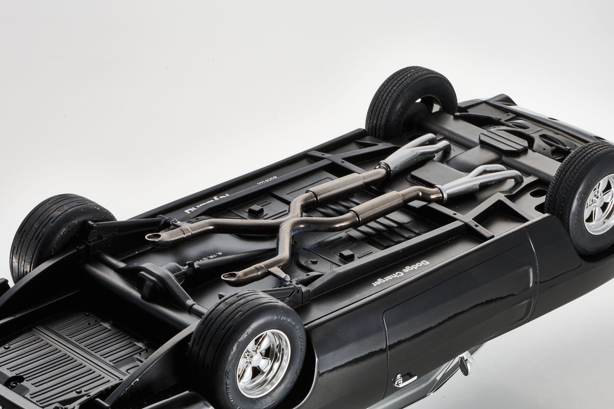 Kyosho Diecast - 1:12 Dodge Charger R/T 1970 Fast & Furious - Black - KSR12008A