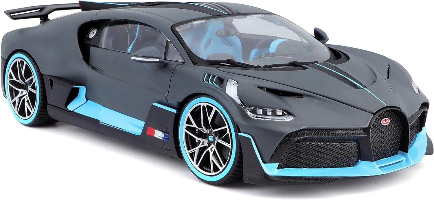 BBURAGO 1:18 Scale - Bugatti Divo in Two Tone Blue and Black - Diecast Model Car