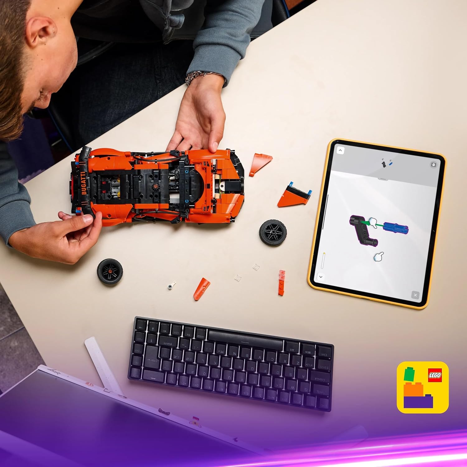 LEGO Technic Bugatti Chiron Pur Sport, 771 Pieces - Age 9+ - 42222