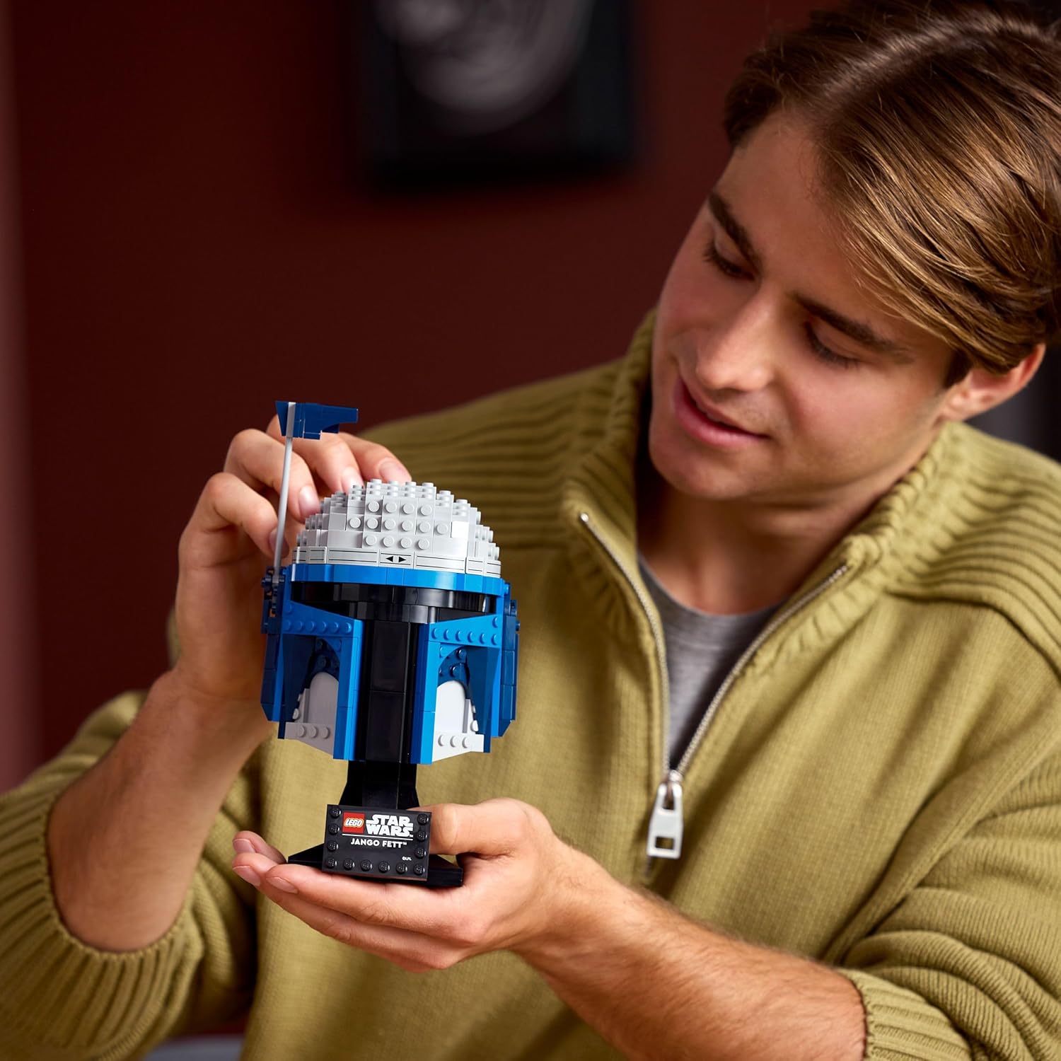 LEGO 75408 - Star Wars Jango Fett Helmet - 161 Pieces - Age 18+