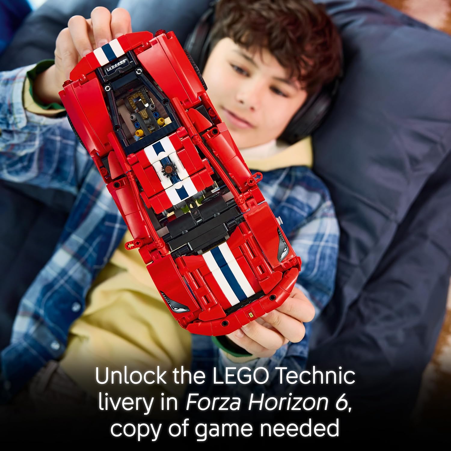 LEGO Technic Ferrari 488 PISTA, Forza Horizon 6, 882 Pieces - Age 9+ - 42235
