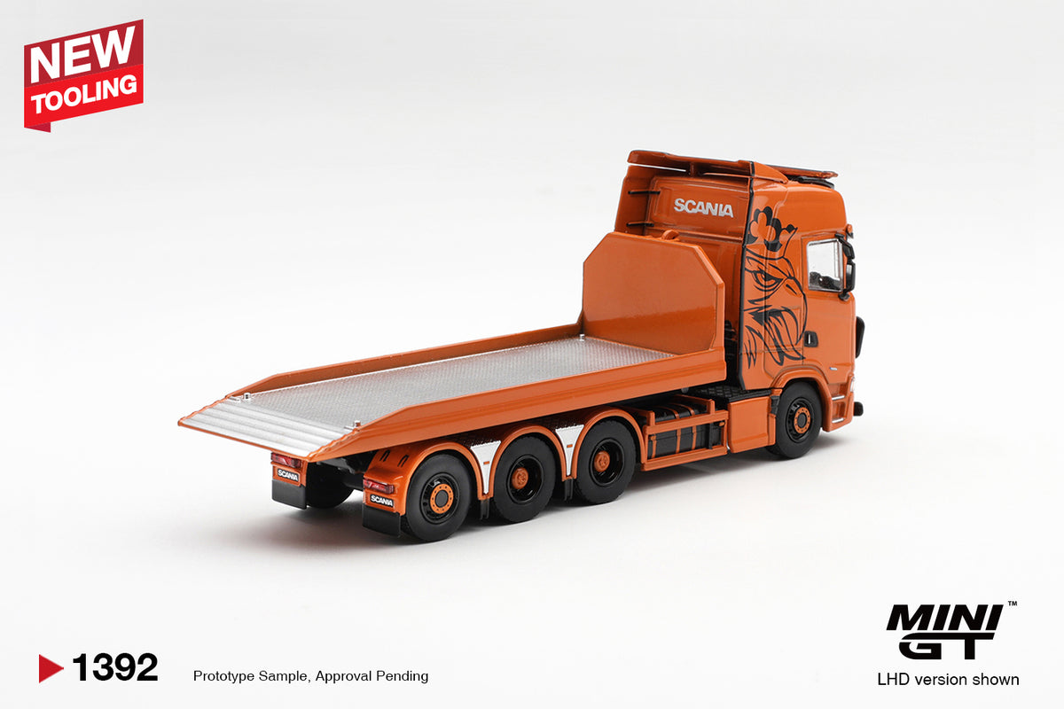 Mini GT 1:64 - Scania 770S B8x4NA Hooklift Flatbed, Orange - MGT01392-R