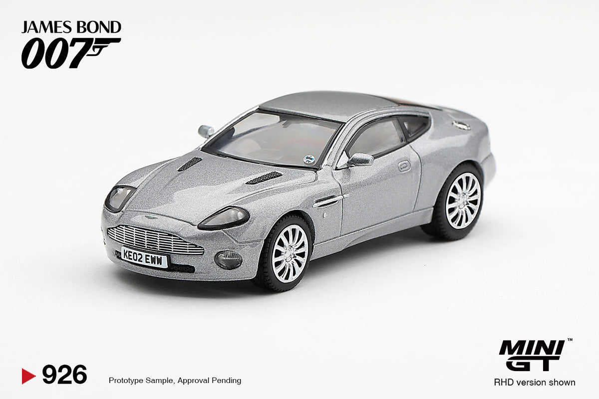 Mini GT 1:64 ASTON MARTIN V12 Vanquish - James Bond 007 - Die Another Day, English RHD - BLISTER PACKAGING - MGT00926-007E