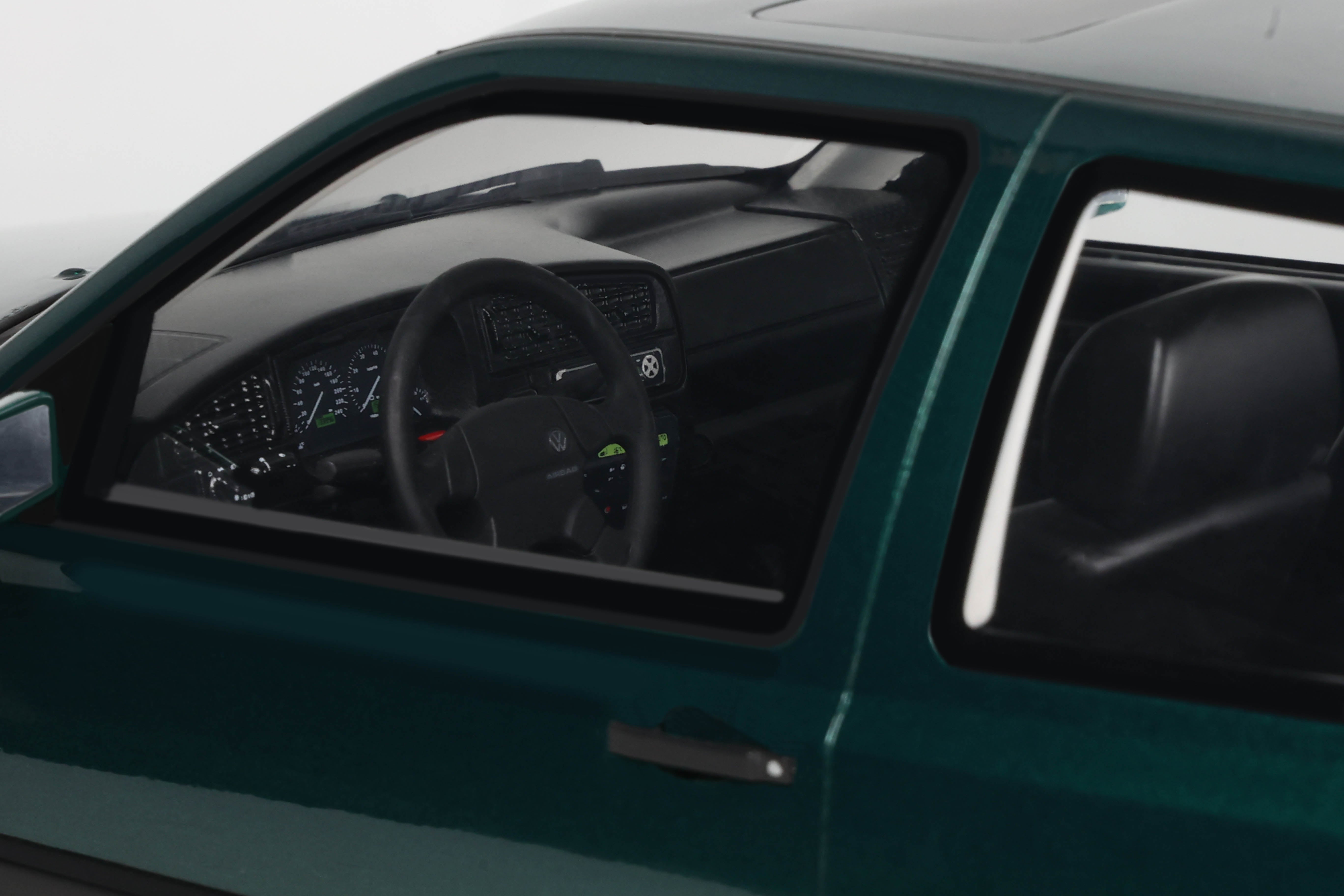 OTTO 1:12 Scale Resin - 1992 VOLKSWAGEN GOLF III VR6 CARAT, DRAGON GREEN 1992 - G099