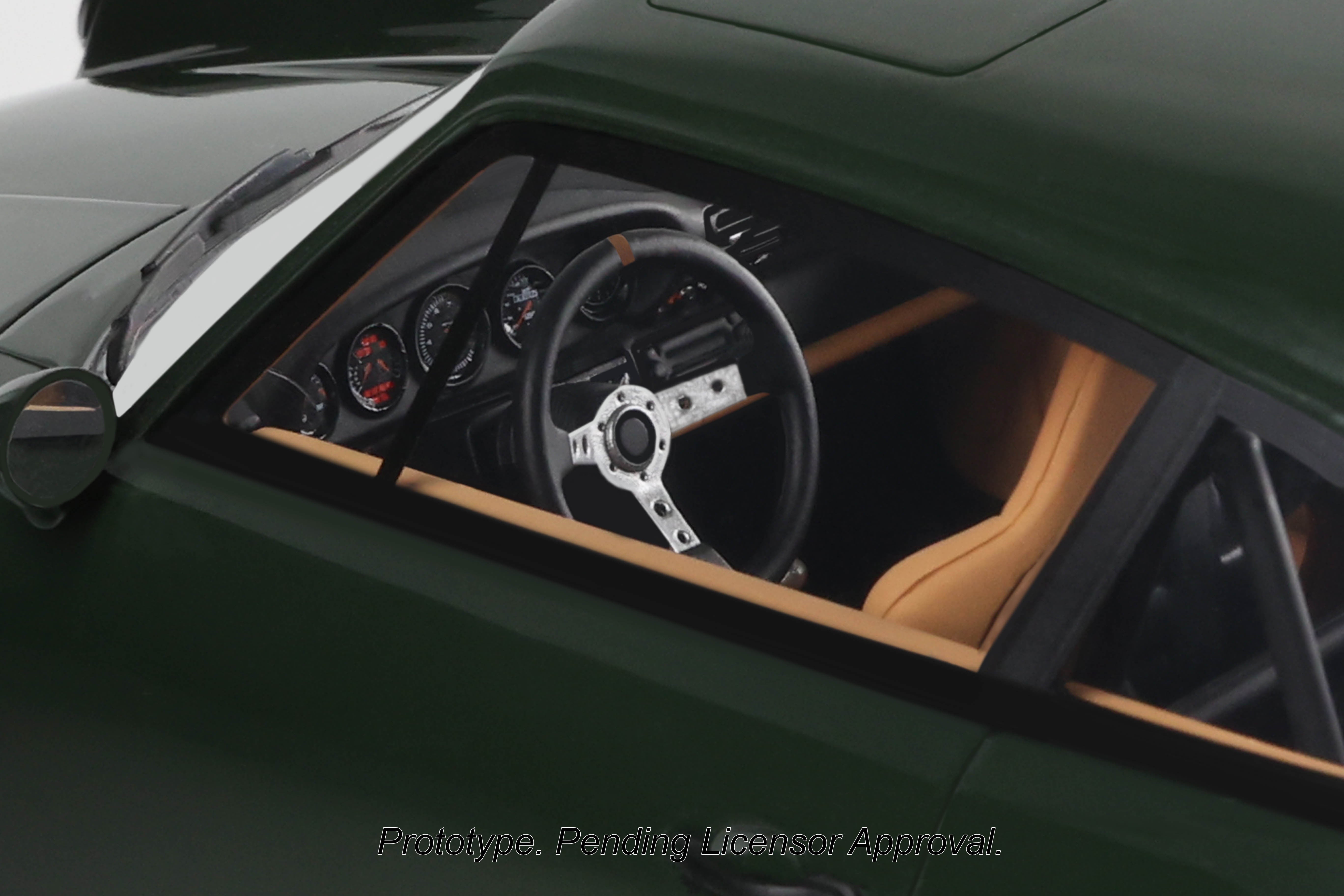 GT Spirit 1:18 Scale Resin Model - Porsche Strosek 911 Mega 30, Jahre Green - GT482