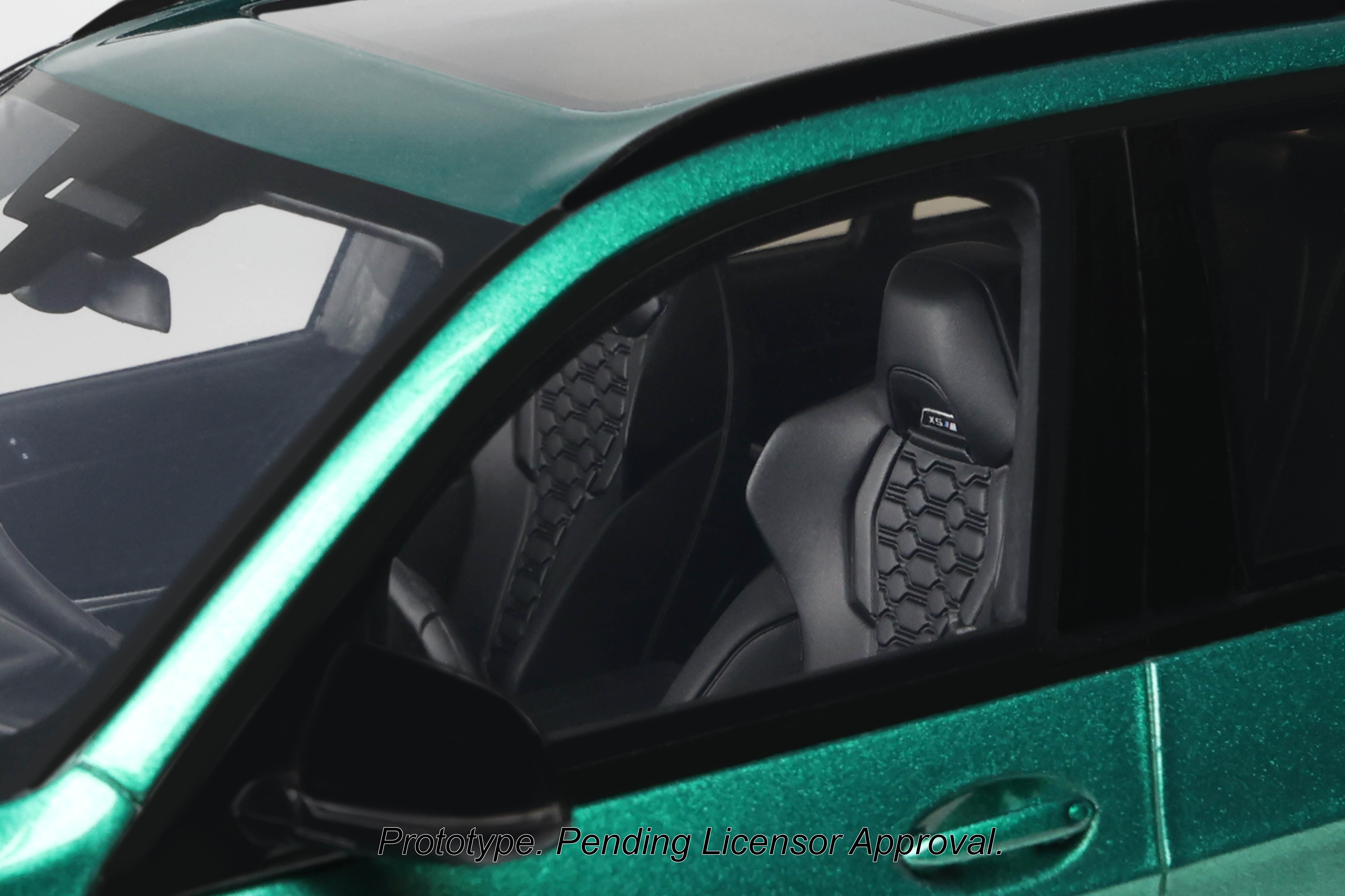 GT Spirit 1:18 Scale Resin, 2023 BMW X5 M Competition - Isle of Man Green - GT490