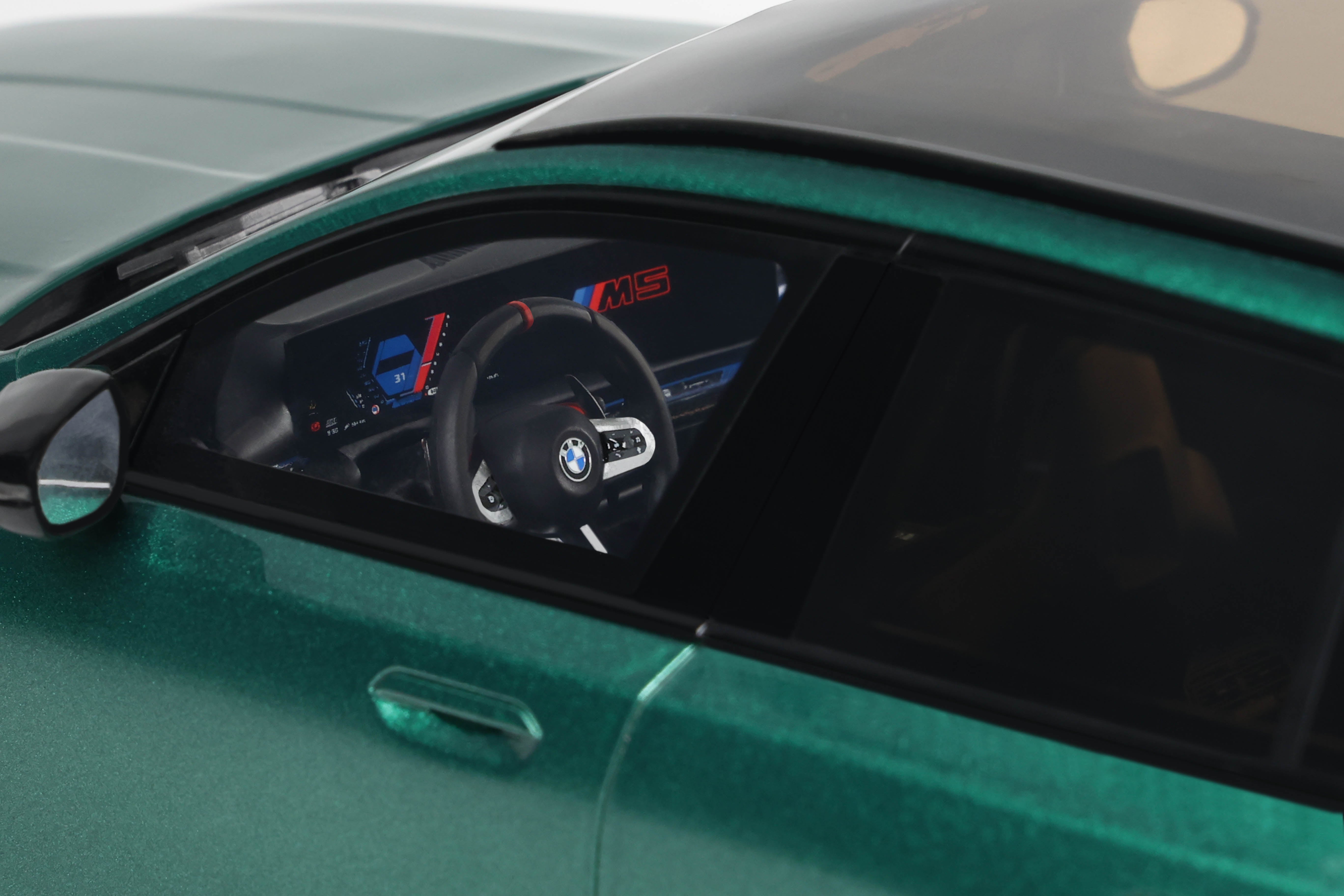GT Spirit 1:18 Scale Resin, 2024 BMW M5 Touring - Isle of Man Green - GT509