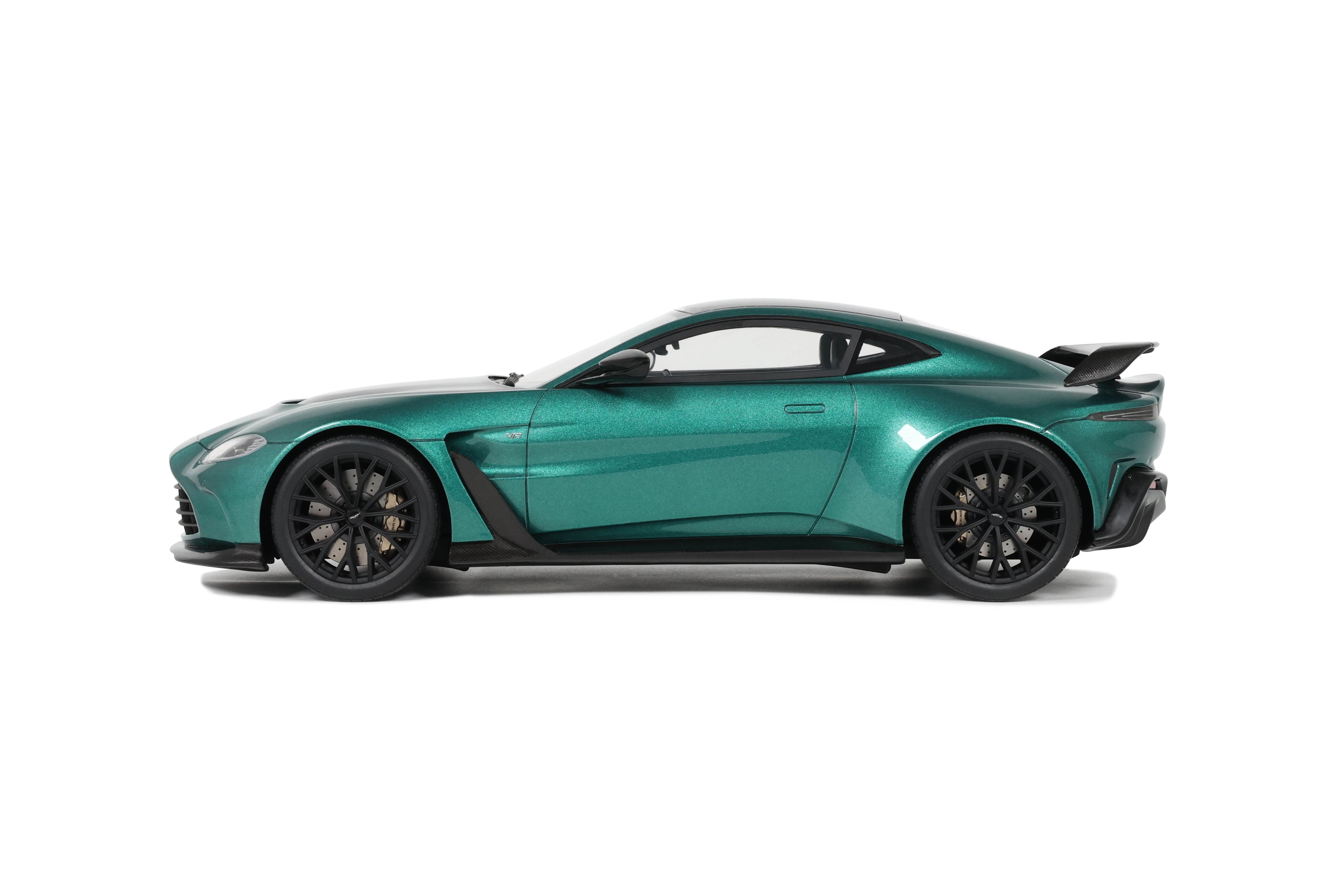 GT Spirit 1:18 Scale Resin, 2023 Aston Martin V12 Vantage - Green - GT922