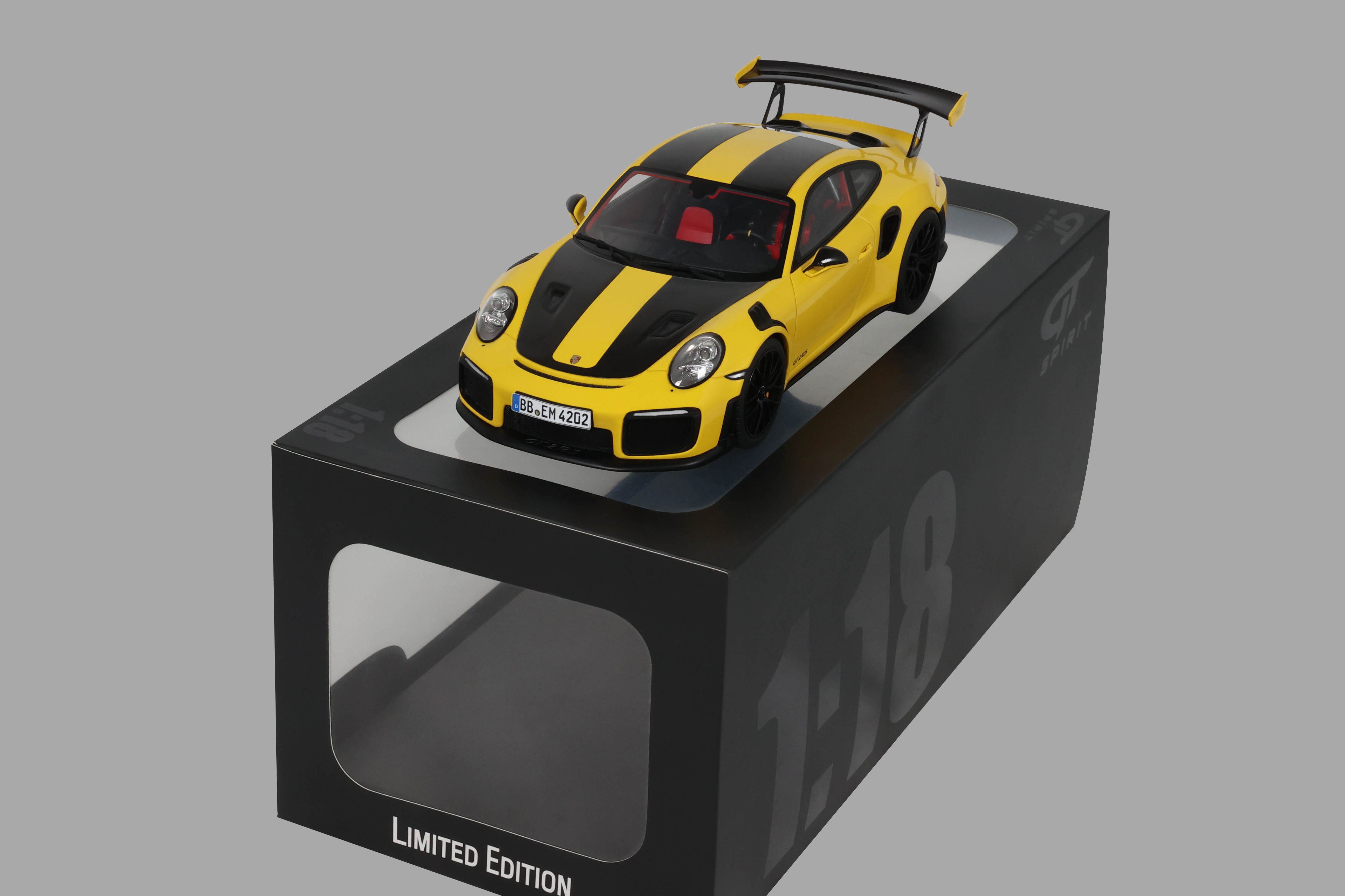GT Spirit 1:18 Scale Resin, 2017 Porsche 911 (992.1) GT2 RS, Yellow - GT972