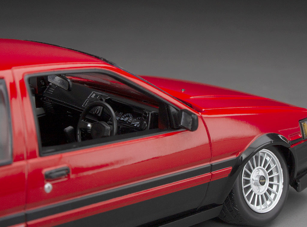 Sunstar 1:24 Scale Diecast 51002, 1985 Toyota Corolla Levin (AE86) – Red/Black