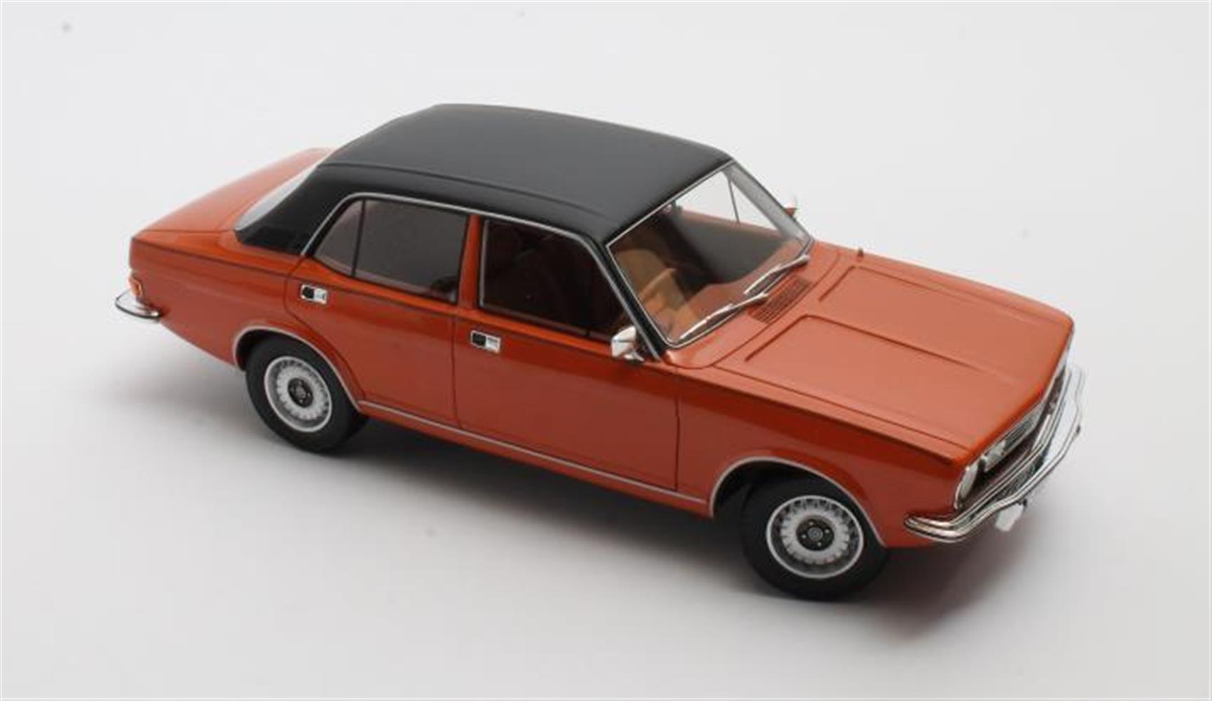 CULT 1:18 Scale Model 1976-1978 Morris Marina Saloon - Orange CML157-1