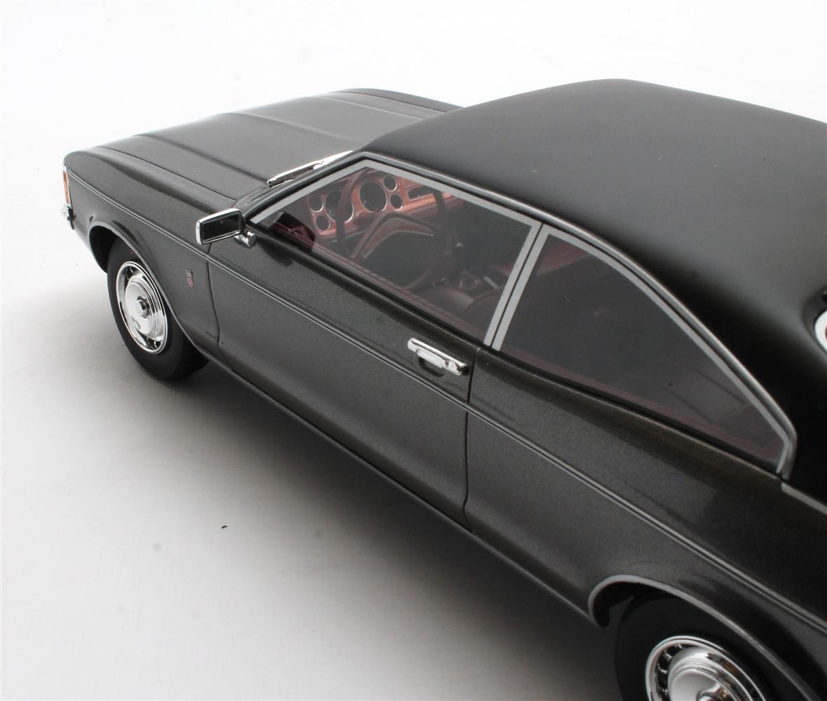 CULT 1:18 Scale Model 1972 Ford Granada Mk1 Coupe (Coke Bottle Shape) - Metallic Grey CML128-3