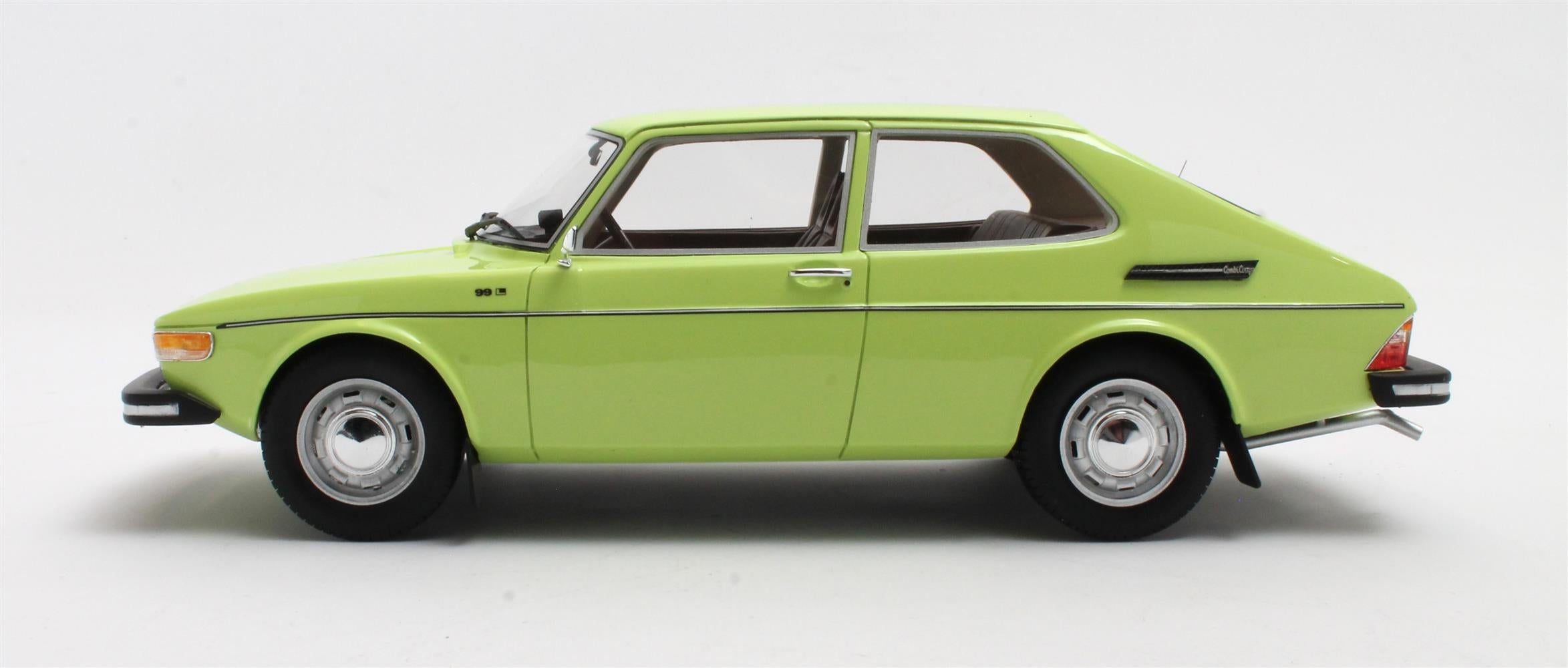 CULT 1:18 Resin - 1975 Saab 99 Combi - Opal Green - CML176-3