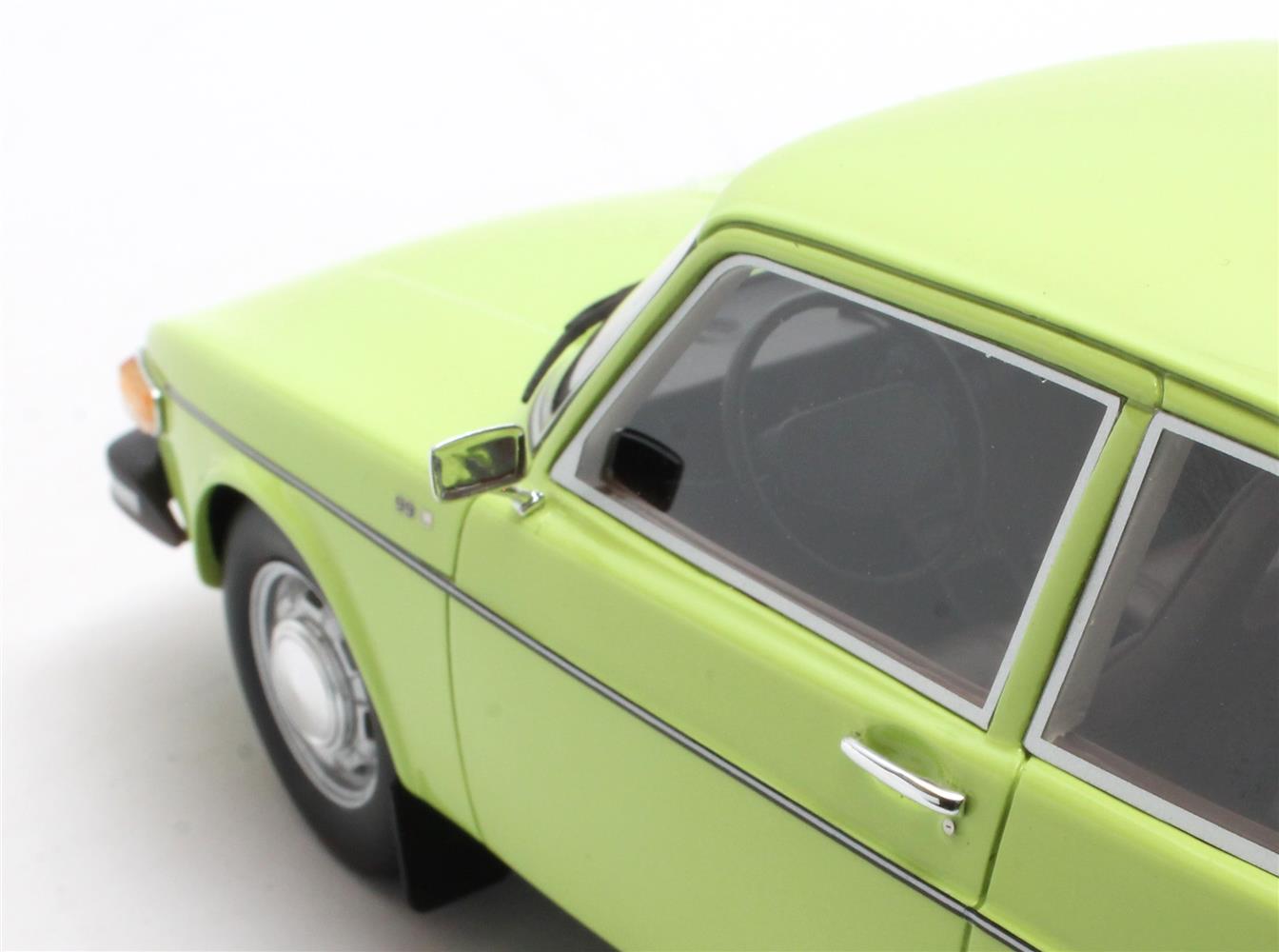 CULT 1:18 Resin - 1975 Saab 99 Combi - Opal Green - CML176-3
