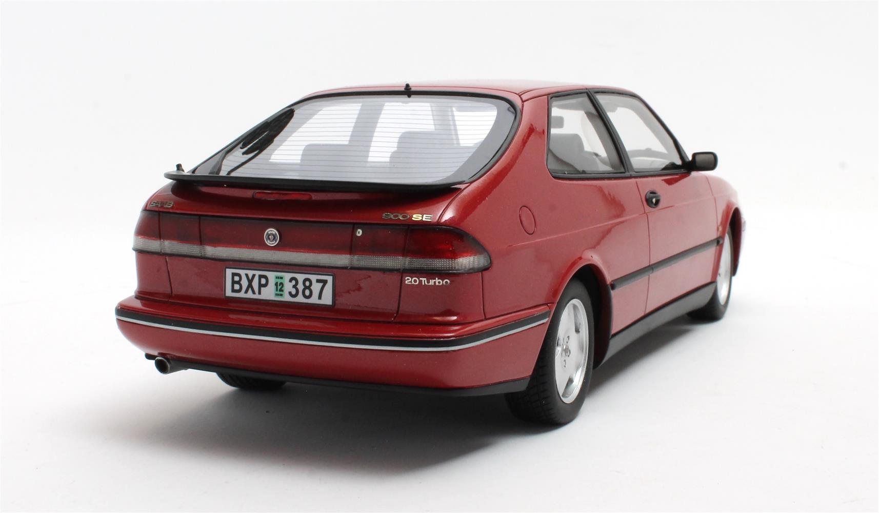 CULT 1:18 Scale 1994 SAAB 900 SE Turbo, Red - CML190-3