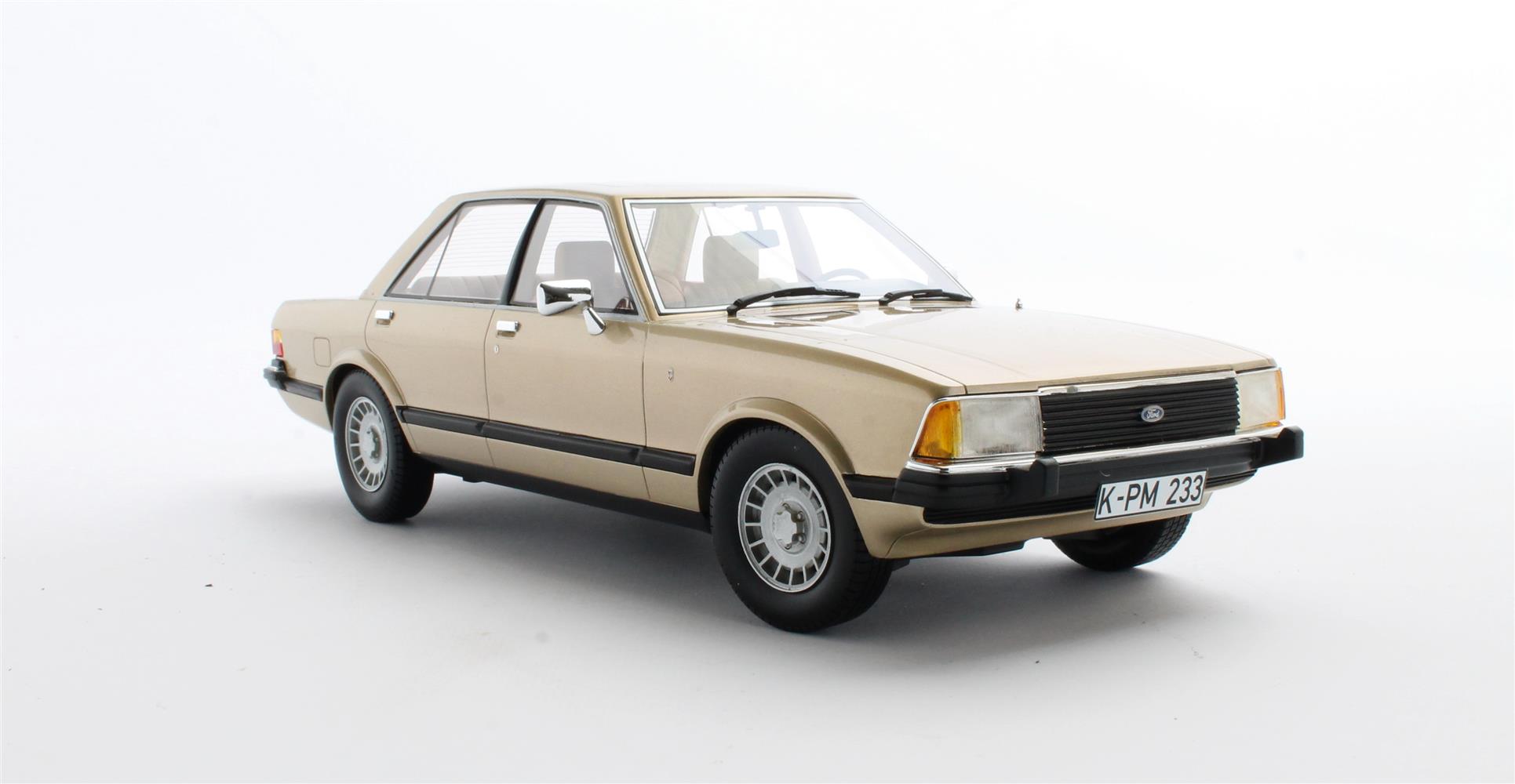 CULT 1:18 Scale Model 1978 Ford Granada Mk2 - Gold Metallic - CML133-1