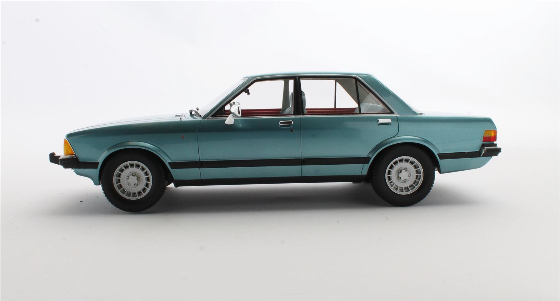 CULT 1:18 Scale Model 1978 Ford Granada Mk2 - Blue Metallic - CML133-2
