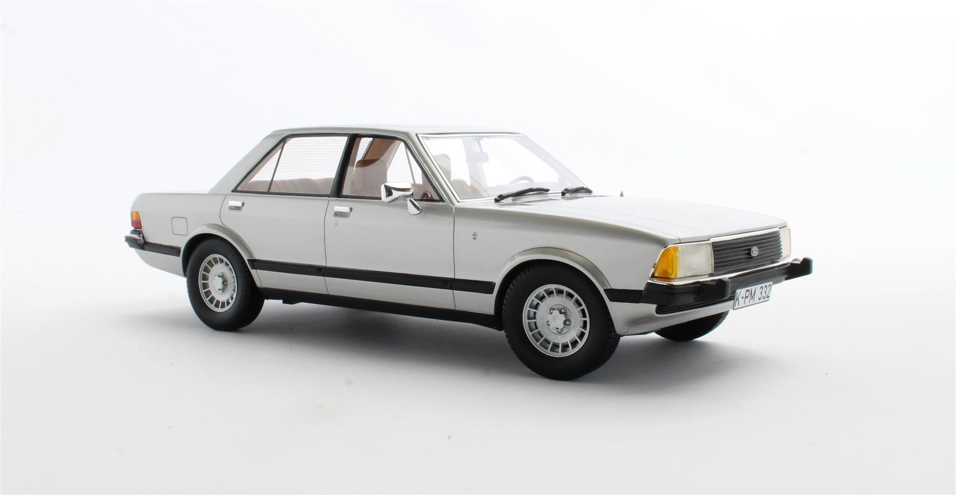 CULT 1:18 Scale Model 1978 Ford Granada Mk2 - Silver Metallic - CML133-3