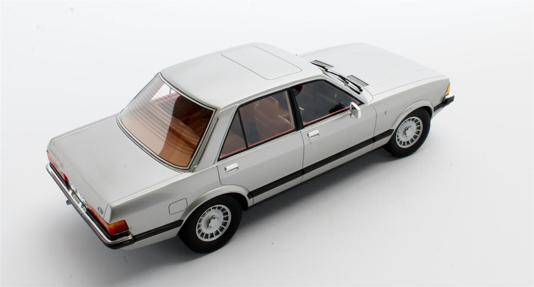 CULT 1:18 Scale Model 1978 Ford Granada Mk2 - Silver Metallic - CML133-3