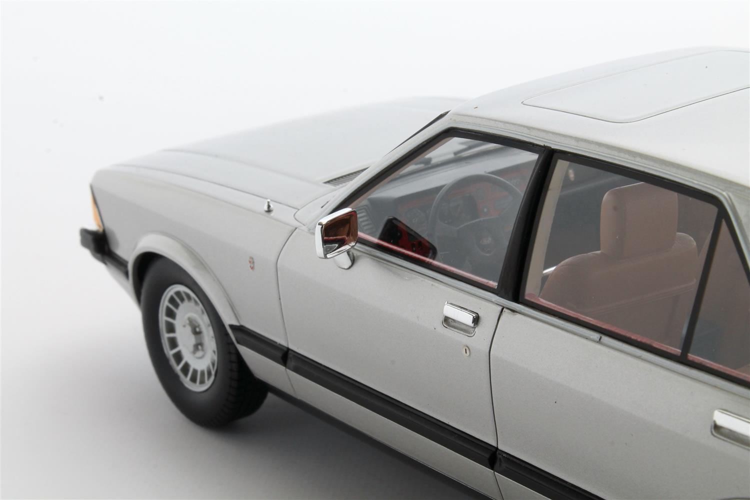 CULT 1:18 Scale Model 1978 Ford Granada Mk2 - Silver Metallic - CML133-3