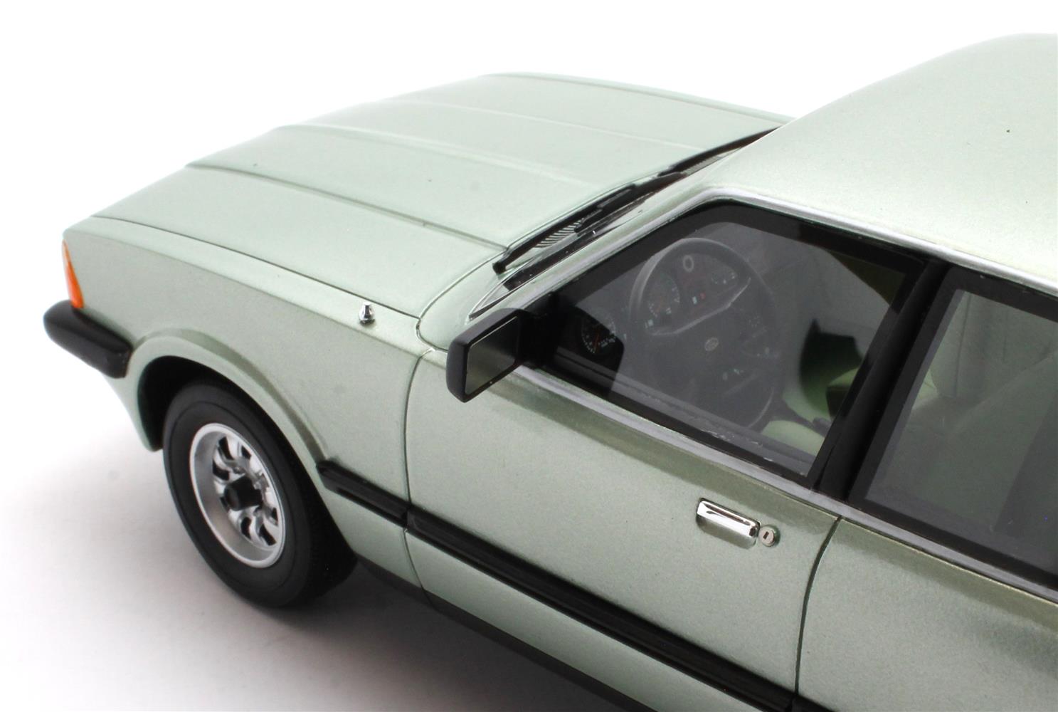 CULT 1:18 Resin - 1980 Ford Taunus TC4 (Cortina Mk5 2.0 GL) - Green Metallic - CML175-1